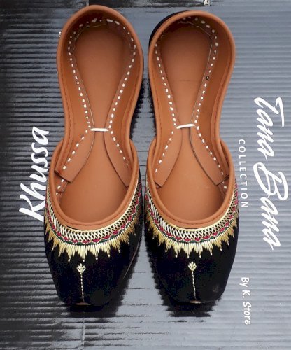 K106 Black Leather Khussa shoes Handcrafted 