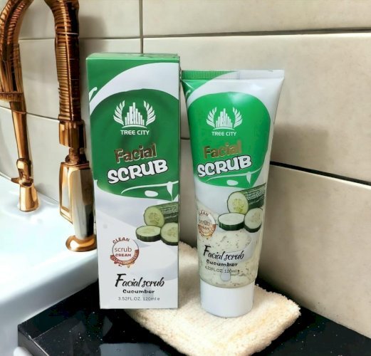Organic Natural Plant Essence Face Scrub 120 ml